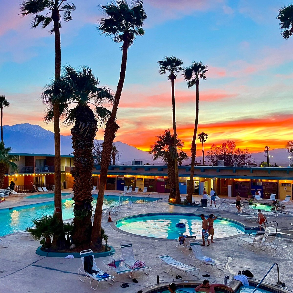 Desert Hot Springs & Thousand Palms